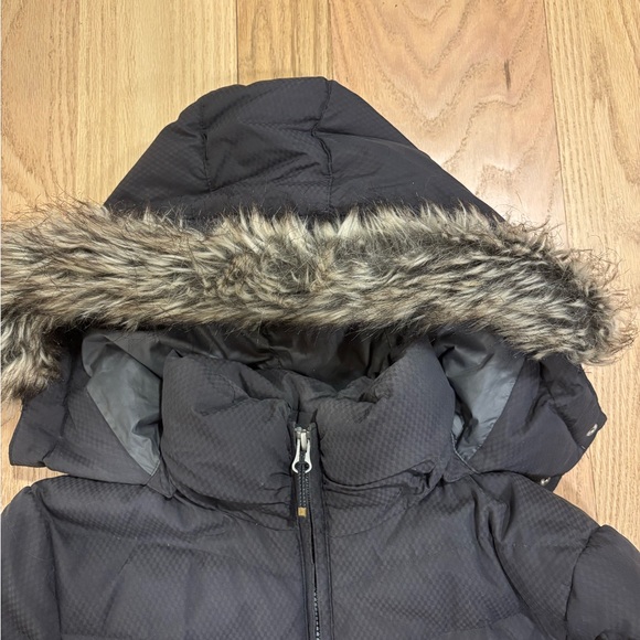 Eddie Bauer Women's Puffer Coat with Faux Fur Hood - Picture 4 of 5